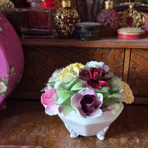 Vtg Royal Adderly Bone China Flower Bouquet Roses Carnations White Vase Cottage